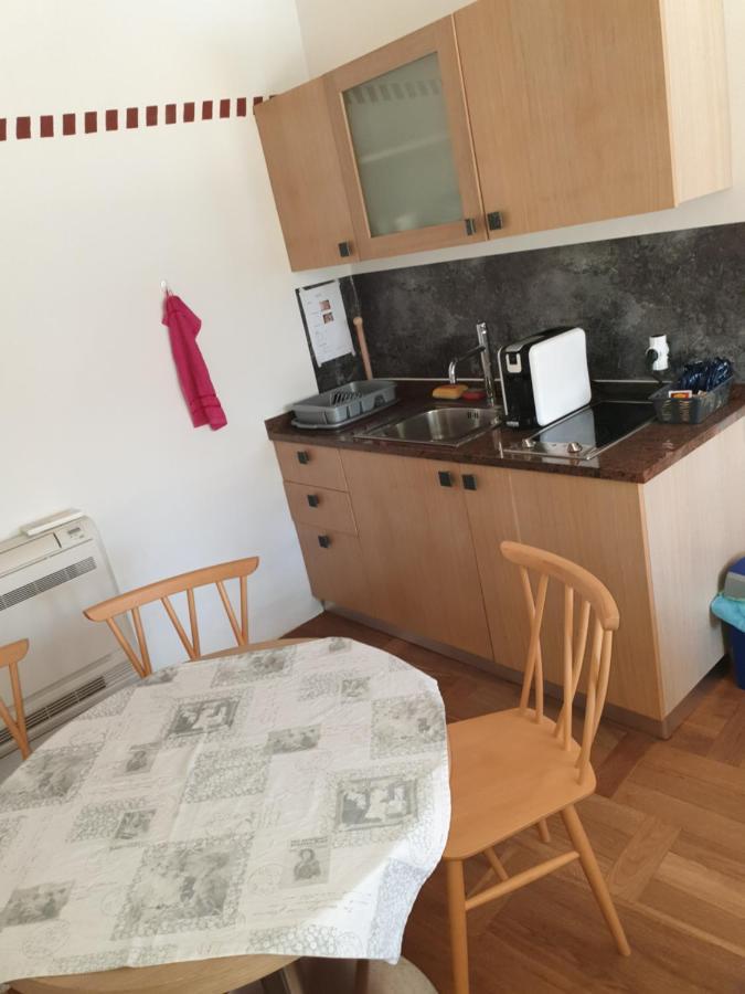 Smartno Apartmaji Sobe Josko Leilighet Rom bilde